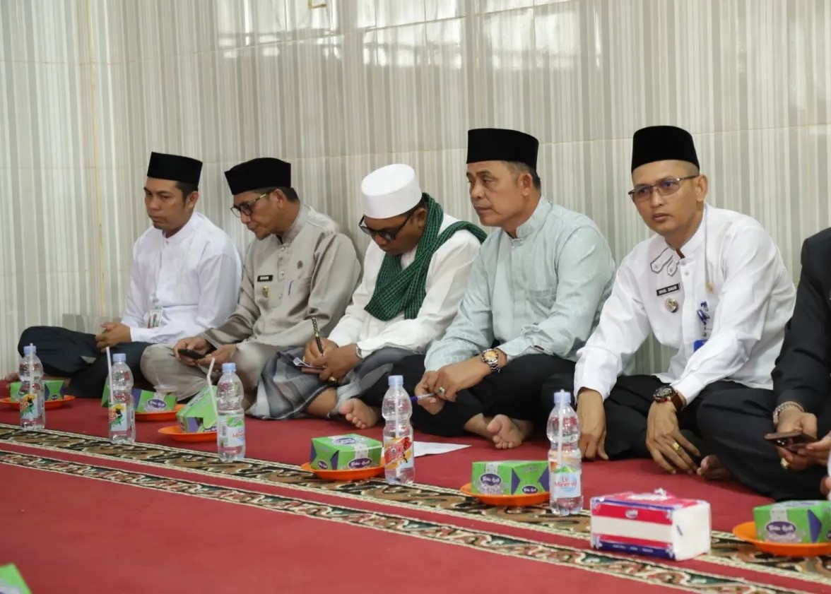 Jelang Musim Haji, Pj.Bupati Herman Buka Bimbingan Manasik Haji gabungan di Kecamatan Keritang