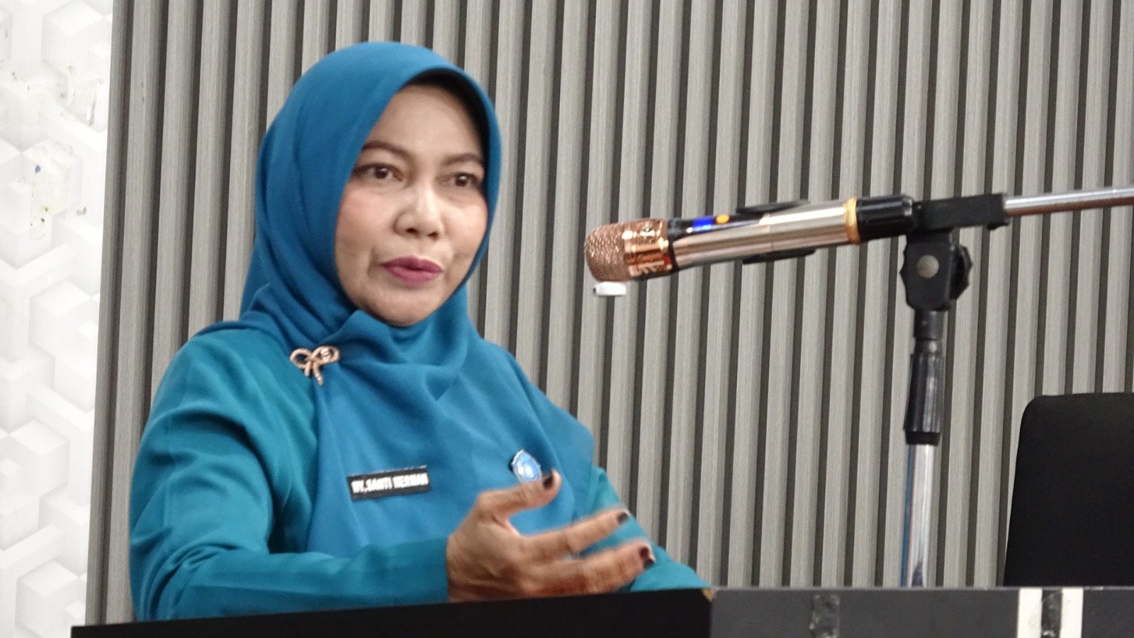 Bupati dan Ketua TP PKK Inhil Serukan Keaktifan dan Inovasi Peserta pada Bimtek 10 Program Pokok