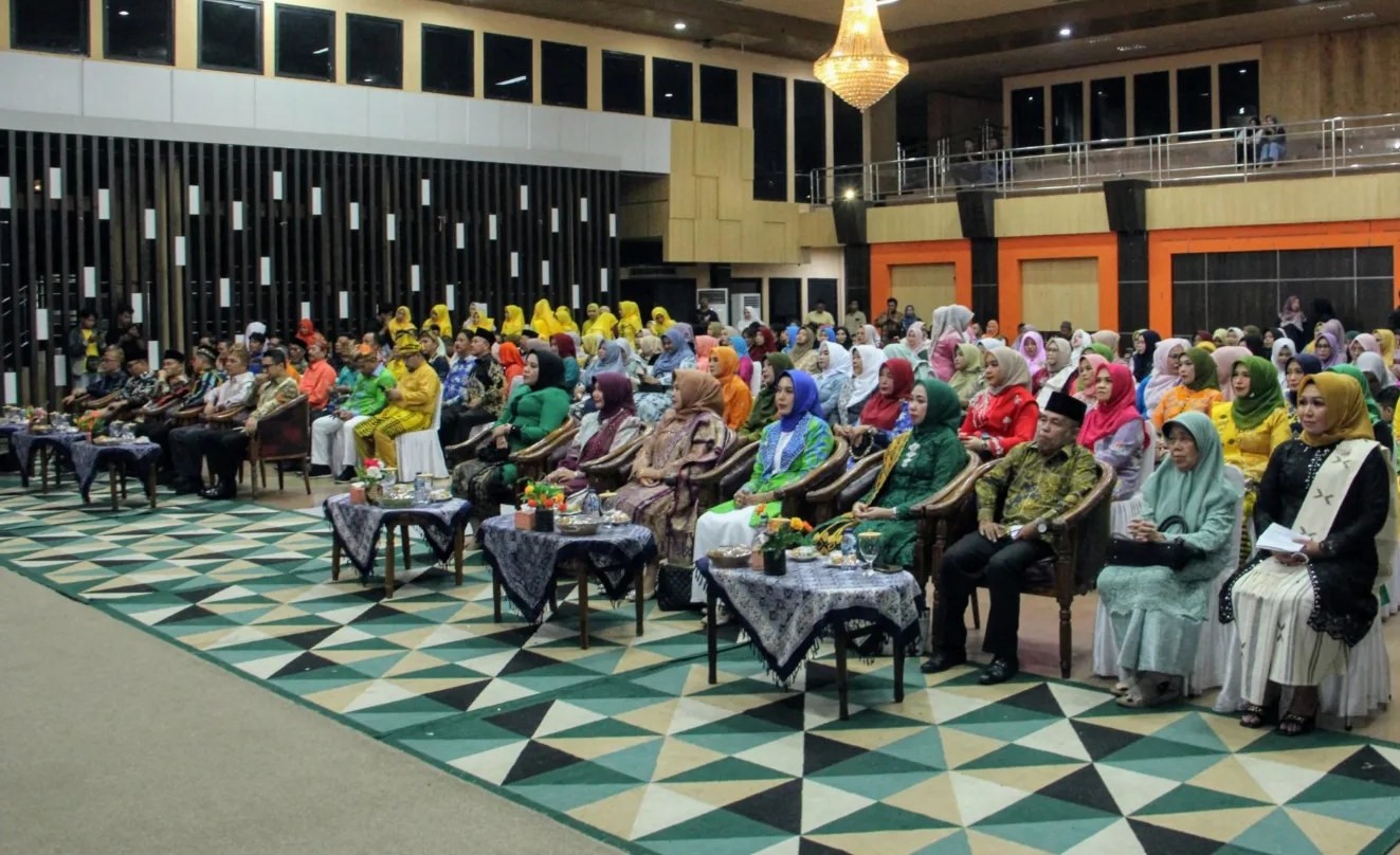 Malam Puncak Peringatan Hari Kartini Ke-146, Pj Bupati Herman : Perjuangan Kartini Patut Jadi Motivasi Kaum Wanita