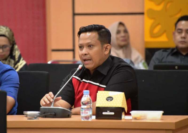 Badan Anggaran DPRD Riau Rapat dengan TAPD, Bahas KUA-PPAS Tahun 2026