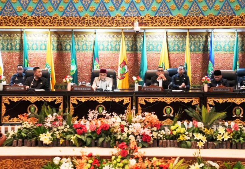 Dihadiri Plt Gubri, DPRD Riau Gelar Rapat Paripurna dengan Sejumlah Agenda Strategis
